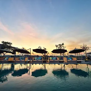 **** Hotel De Vins Sky Indonezja